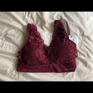 Daisy Fuentes lace bralette
